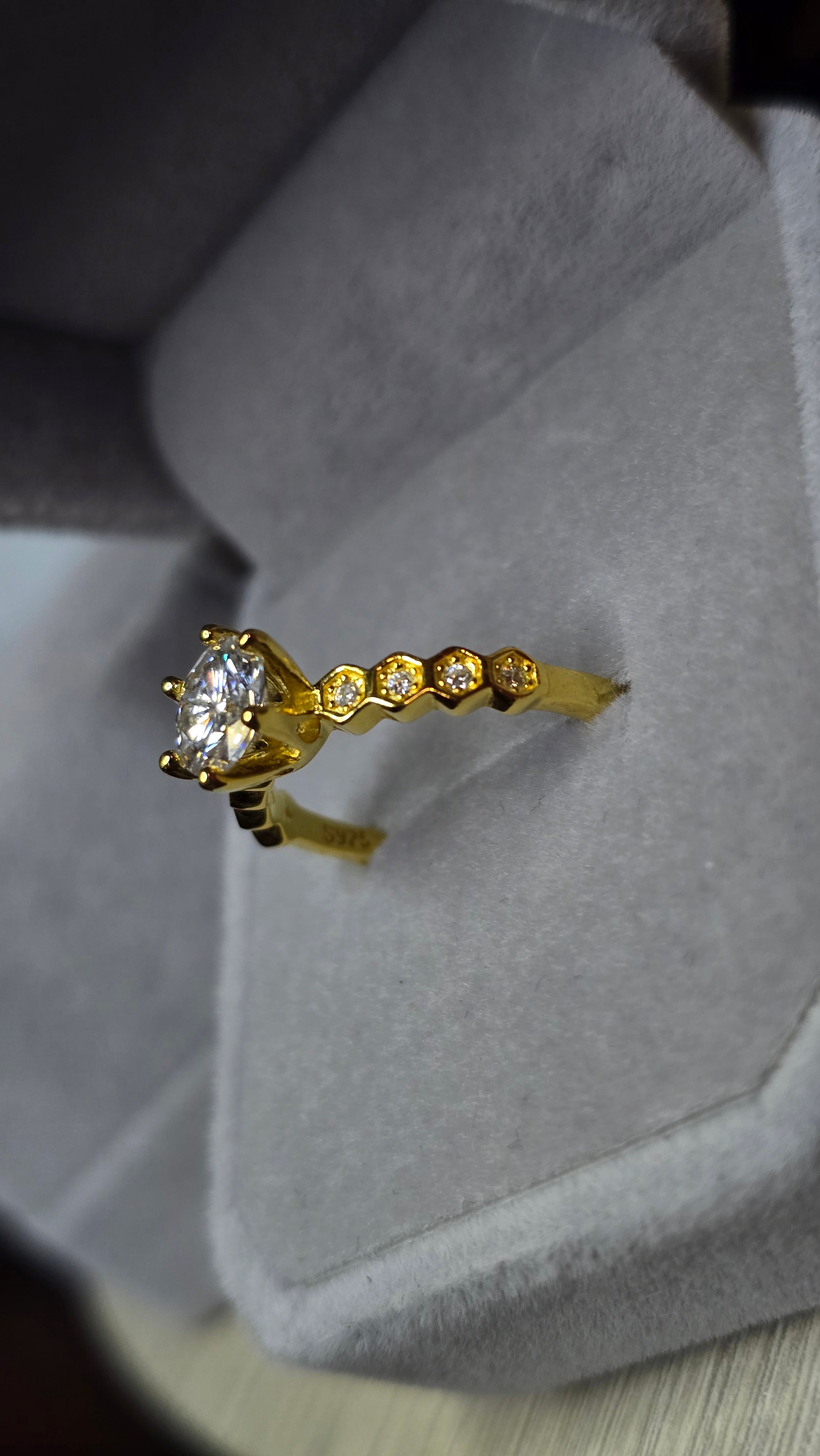 Solitaire Abeilla Doré (ajustable <57)