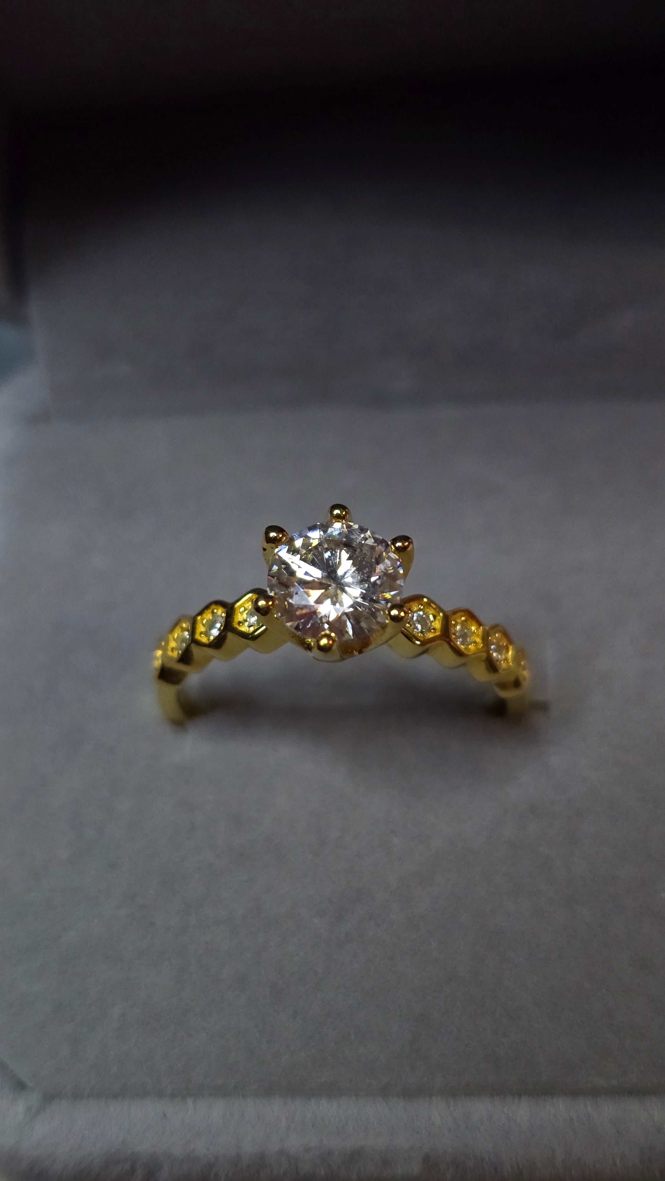Solitaire Abeilla Doré (ajustable <57)